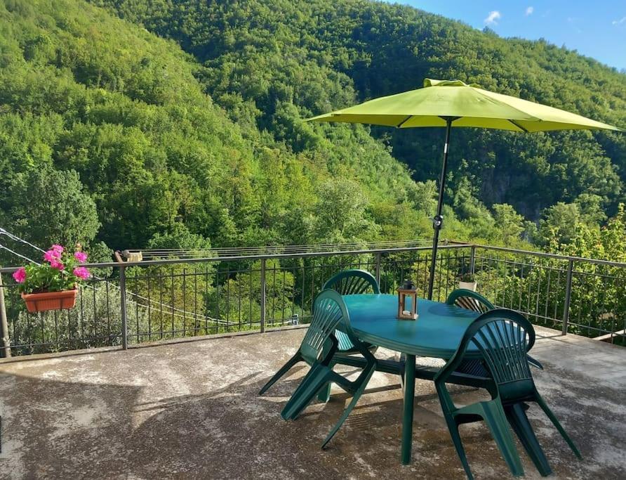 Вилла Il Non Ti Scordar Di Me Valbravenna Экстерьер фото